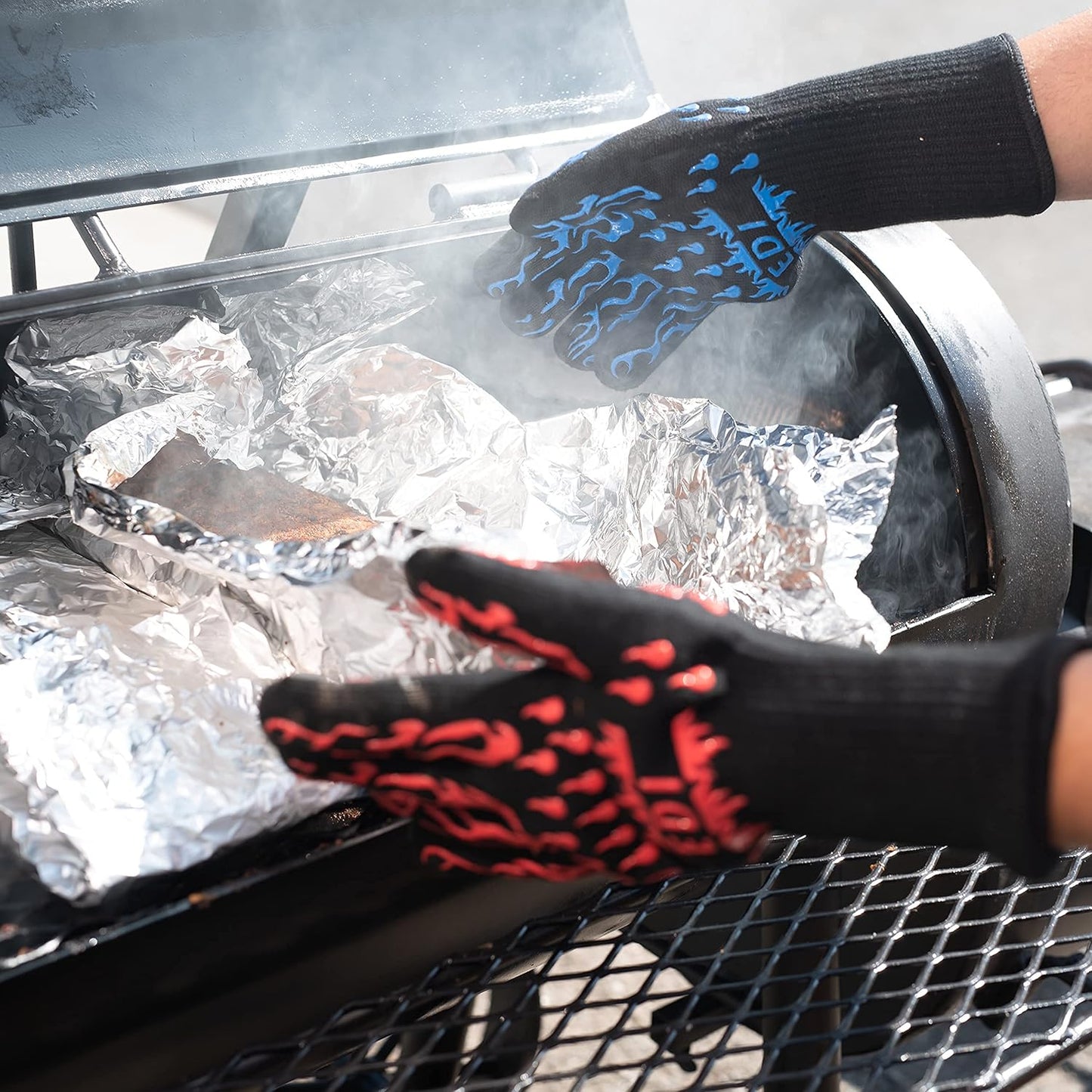 EDI Silicone Heat Resistant Gloves - Insulated Cooking & Baking BBQ Gloves, Anti-Slip, Ambidextrous, Machine Washable - Blue, 1 Pair